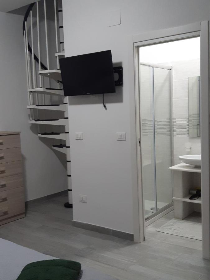Casa Vacanze Il Paese Dipinto مونتيجيوردانو المظهر الخارجي الصورة